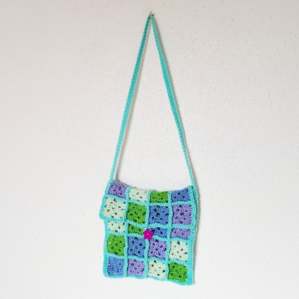 Colorful crochet granny square bag